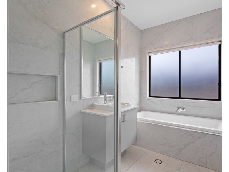 95-97 Jollytail Avenue, New Beith QLD 4124