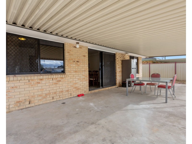 60 David Street, North Booval QLD 4304