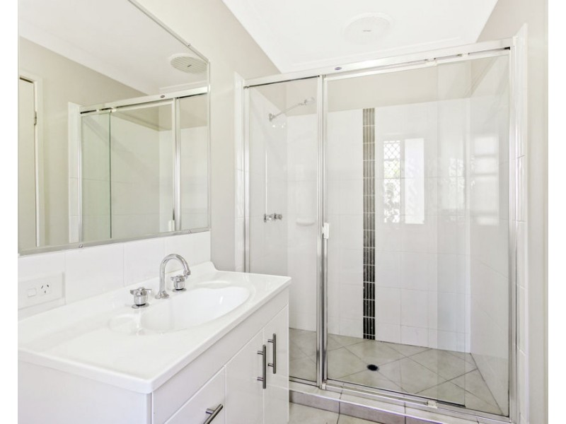 8 Lilly Pilly Street, Heathwood QLD 4110