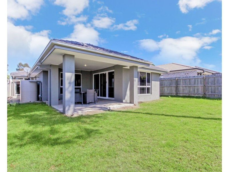 8 Lilly Pilly Street, Heathwood QLD 4110