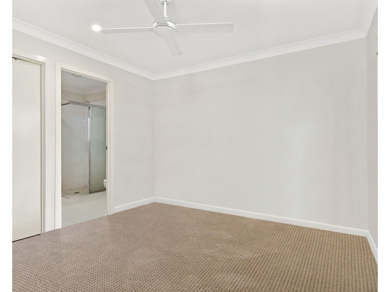 6 Byron Close, Redbank Plains QLD 4301