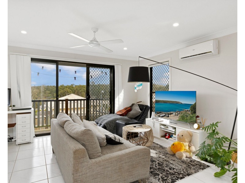 6 Byron Close, Redbank Plains QLD 4301