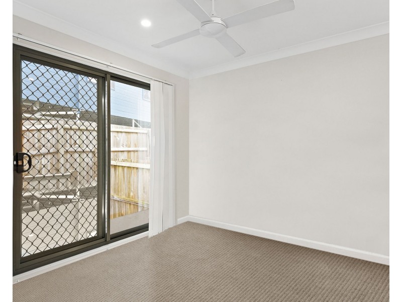 6 Byron Close, Redbank Plains QLD 4301