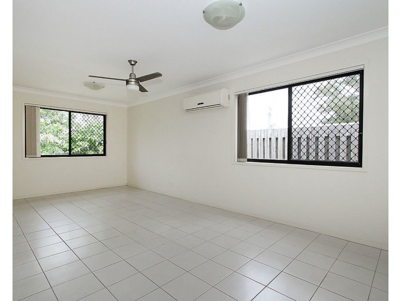 4/18-22 Maywood Street, Loganlea QLD 4131