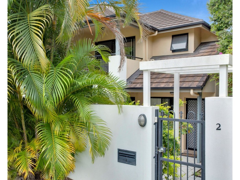 2/8 Sundridge Street, Taringa QLD 4068