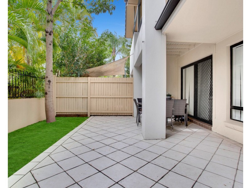 2/8 Sundridge Street, Taringa QLD 4068