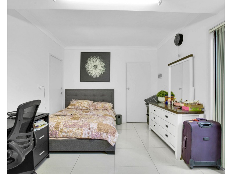 2/8 Sundridge Street, Taringa QLD 4068