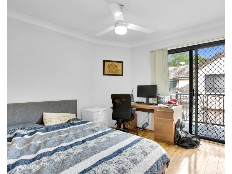 2/8 Sundridge Street, Taringa QLD 4068