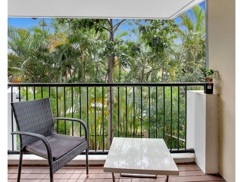 2/8 Sundridge Street, Taringa QLD 4068