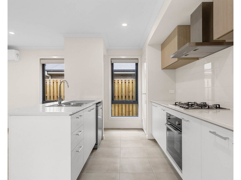 9 Drysdale Crescent, Bundamba QLD 4304