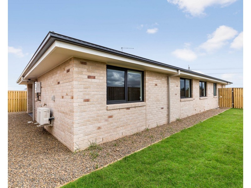 9 Drysdale Crescent, Bundamba QLD 4304