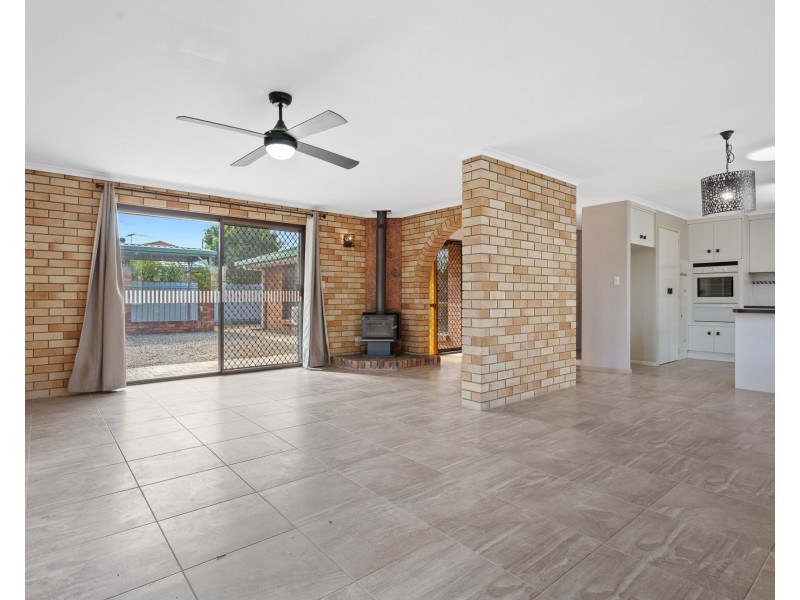 12 Enford Street, Hillcrest QLD 4118