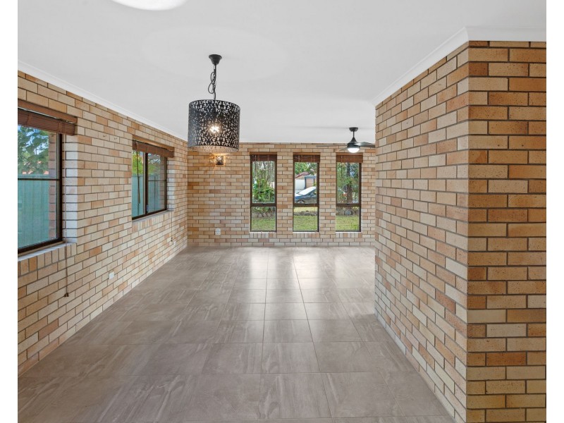 12 Enford Street, Hillcrest QLD 4118