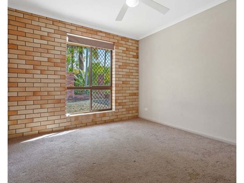 12 Enford Street, Hillcrest QLD 4118