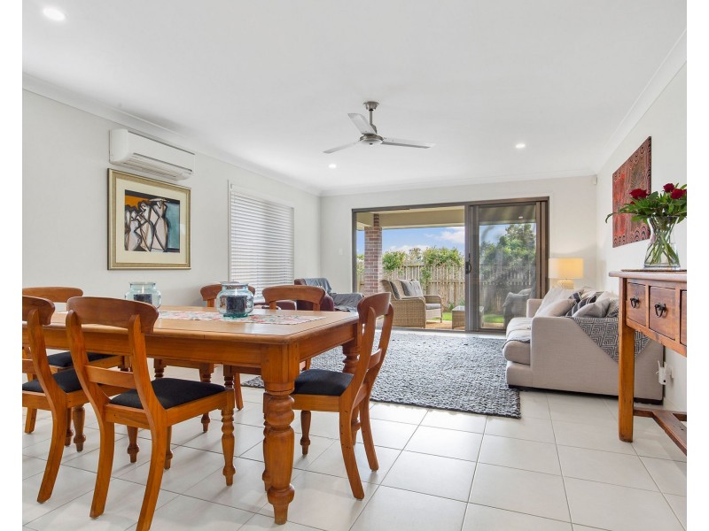 16 Hyssop Place, Springfield Lakes QLD 4300