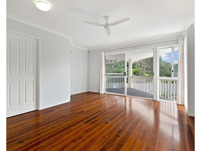 29 Mukurta Street, Chapel Hill QLD 4069