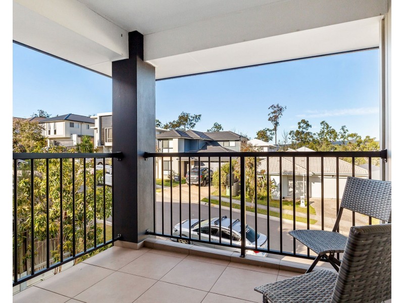 10 Madeira Street, Springfield Lakes QLD 4300