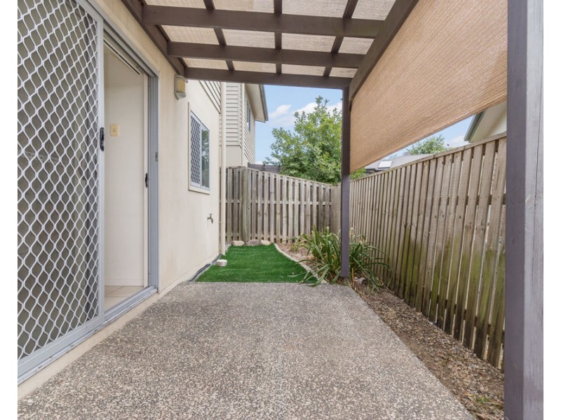 16/266 Henty Drive, Redbank Plains QLD 4301