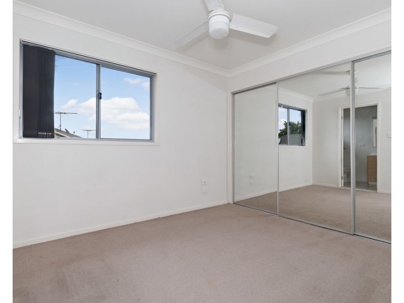 16/266 Henty Drive, Redbank Plains QLD 4301