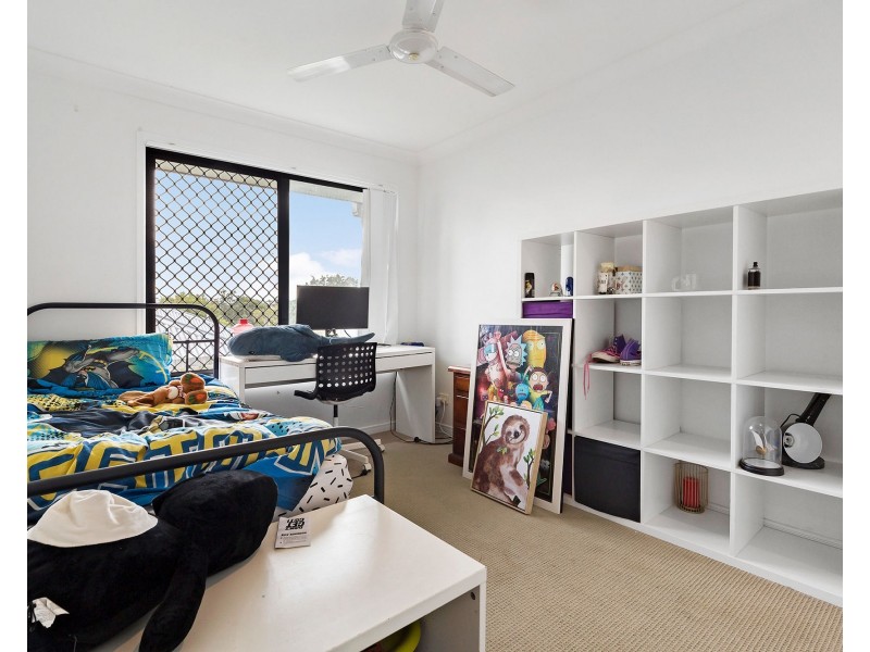 16 Tea Trees Avenue, Springfield Lakes QLD 4300