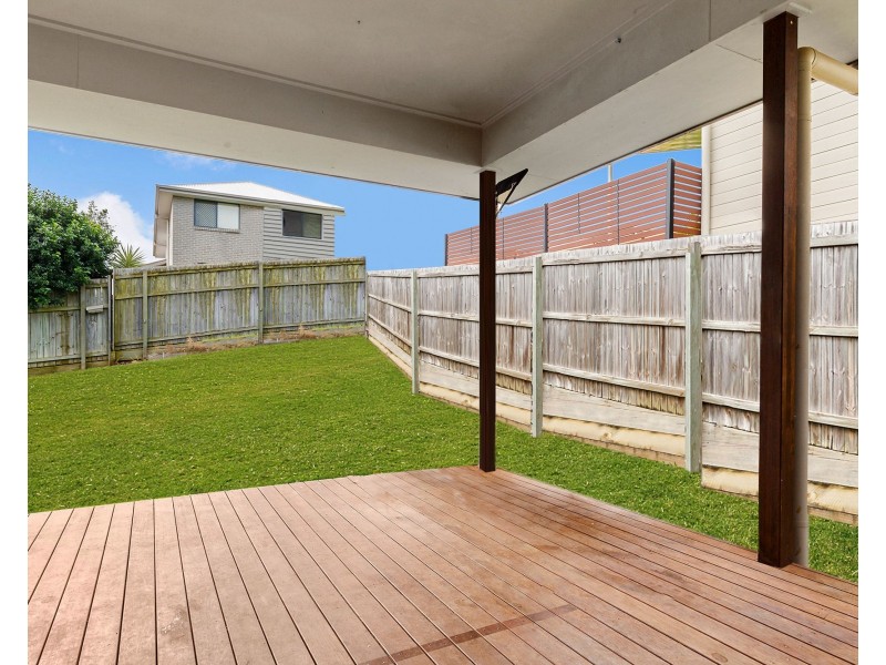 16 Tea Trees Avenue, Springfield Lakes QLD 4300