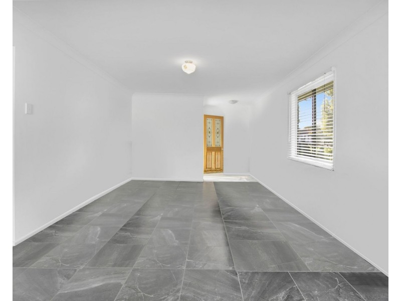 25 Bottomley Street, Brassall QLD 4305