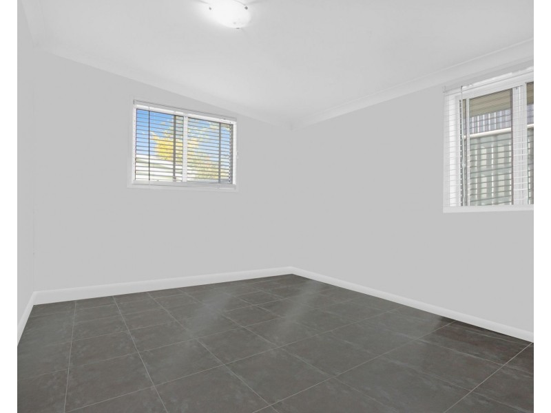 25 Bottomley Street, Brassall QLD 4305