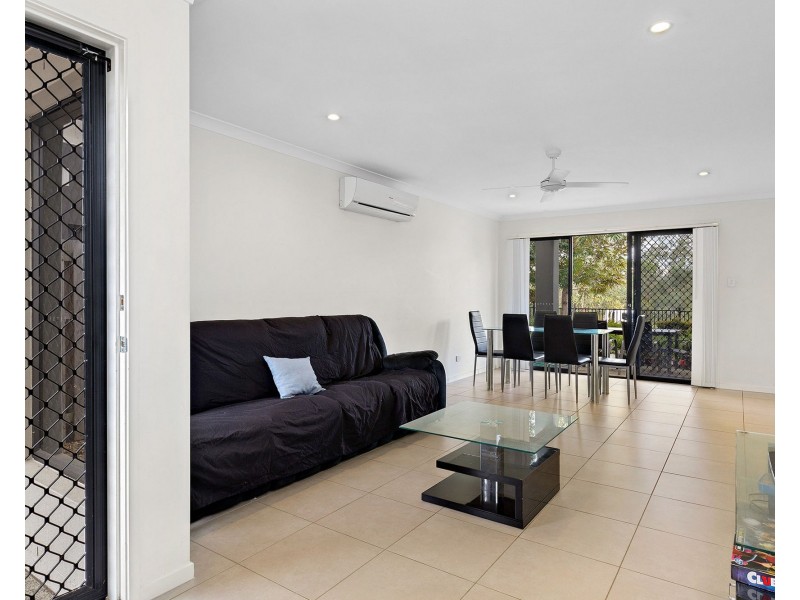 2/66 Grande Avenue, Springfield Lakes QLD 4300