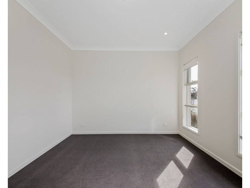 58 Olive Avenue, Greenbank QLD 4124