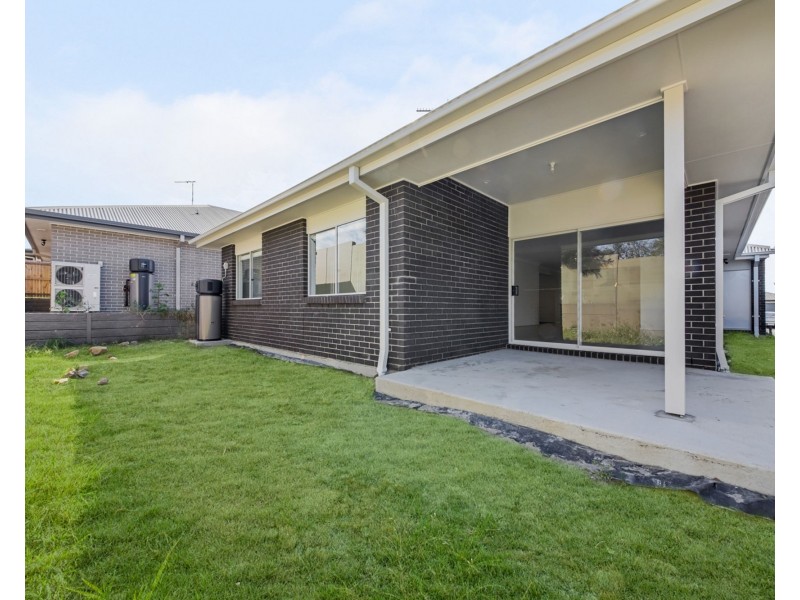 58 Olive Avenue, Greenbank QLD 4124