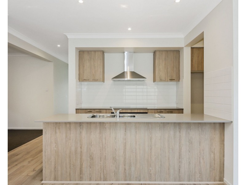 58 Olive Avenue, Greenbank QLD 4124