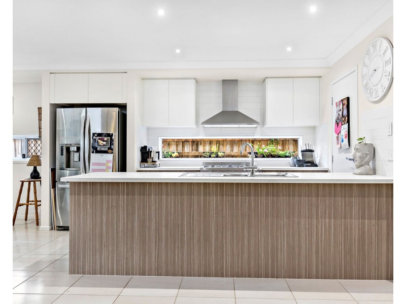37 McMonagle Crescent, Bellbird Park QLD 4300