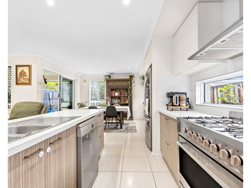 37 McMonagle Crescent, Bellbird Park QLD 4300