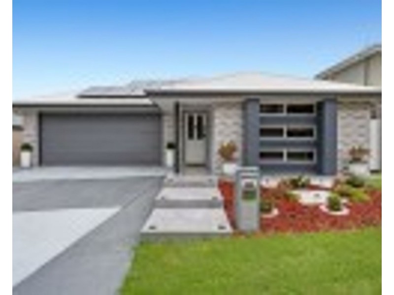 99 Brittains Rd, Augustine Heights QLD 4300