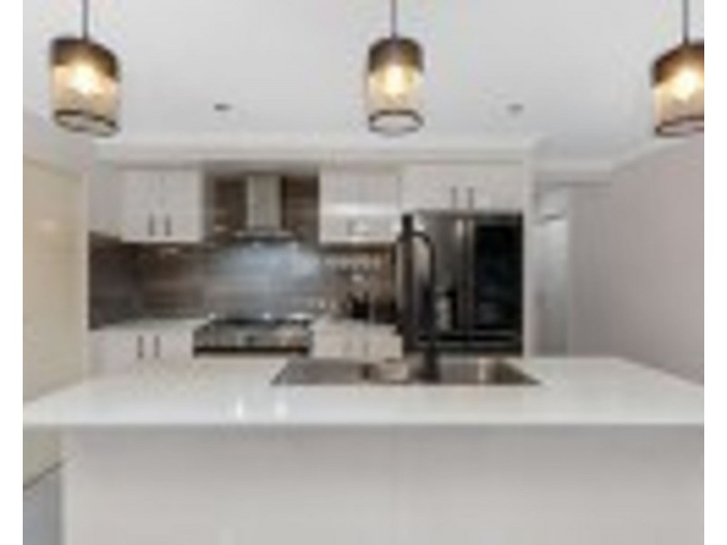 99 Brittains Rd, Augustine Heights QLD 4300