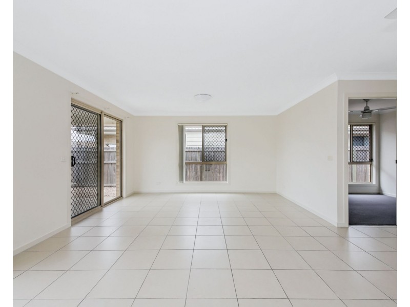 52 Darlington Drive, Yarrabilba QLD 4207