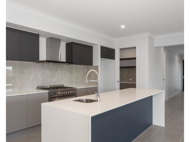 36 Guroman Drive, Greenbank QLD 4124