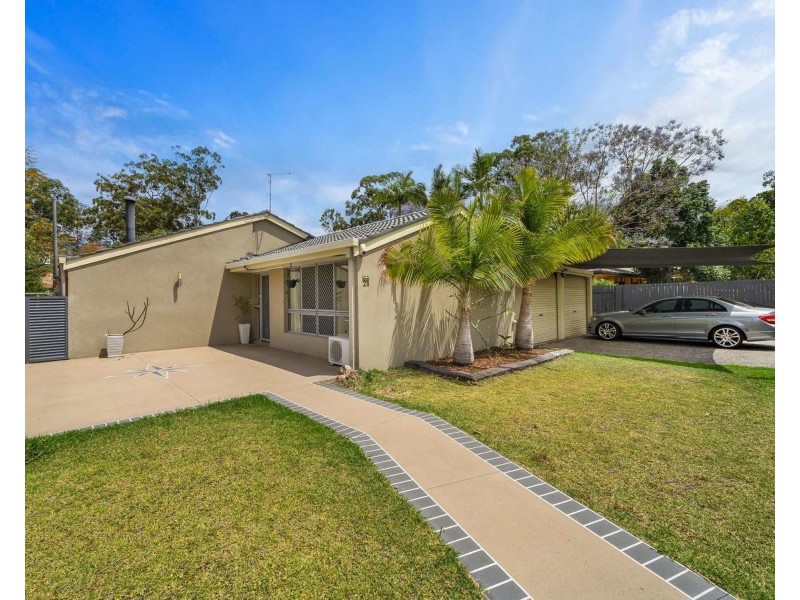 28 Ironbark Road, Chapel Hill QLD 4069