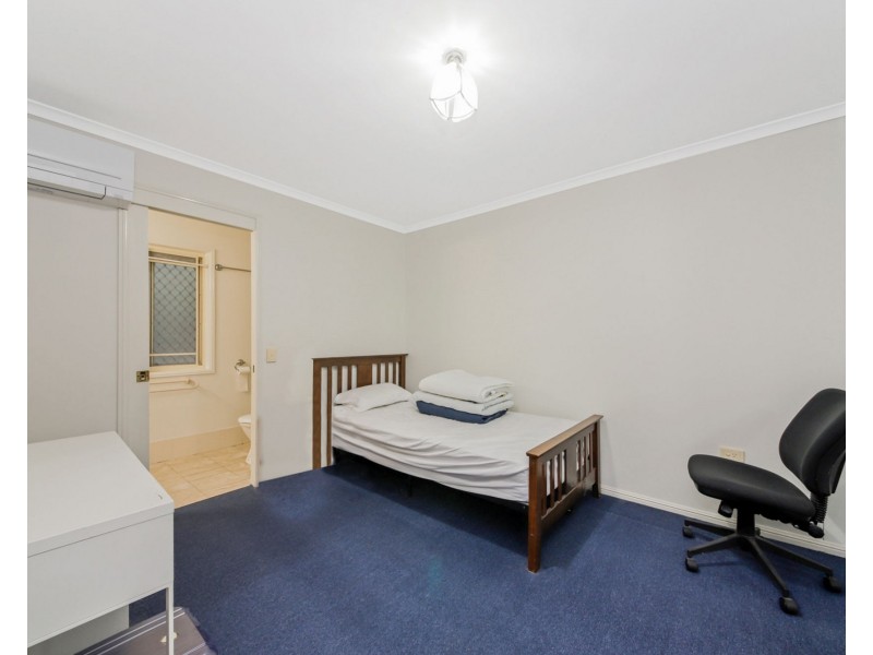 13/19 Merlin Tce, Kenmore QLD 4069