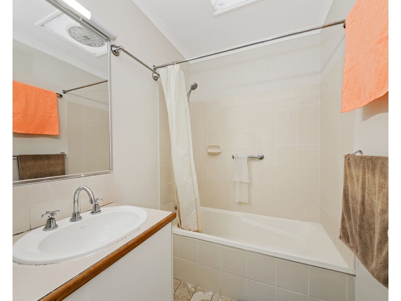 13/19 Merlin Tce, Kenmore QLD 4069