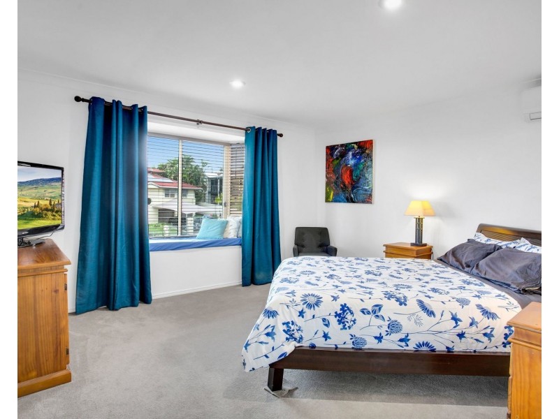 43 Armstrong Way, Highland Park QLD 4211
