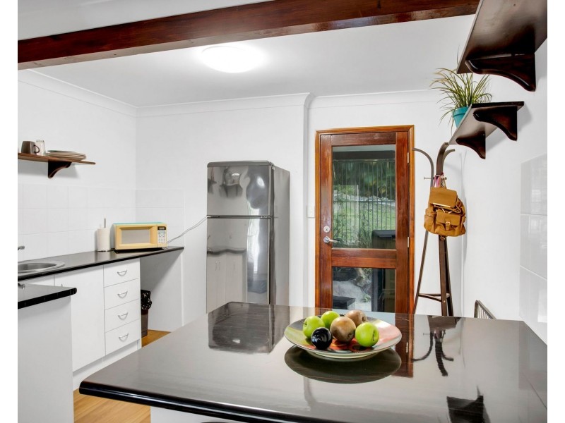 43 Armstrong Way, Highland Park QLD 4211