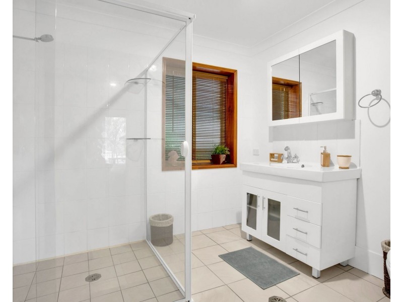43 Armstrong Way, Highland Park QLD 4211