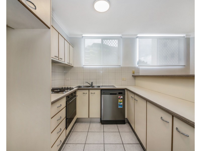 10/16 Patrick Lane, Toowong QLD 4066