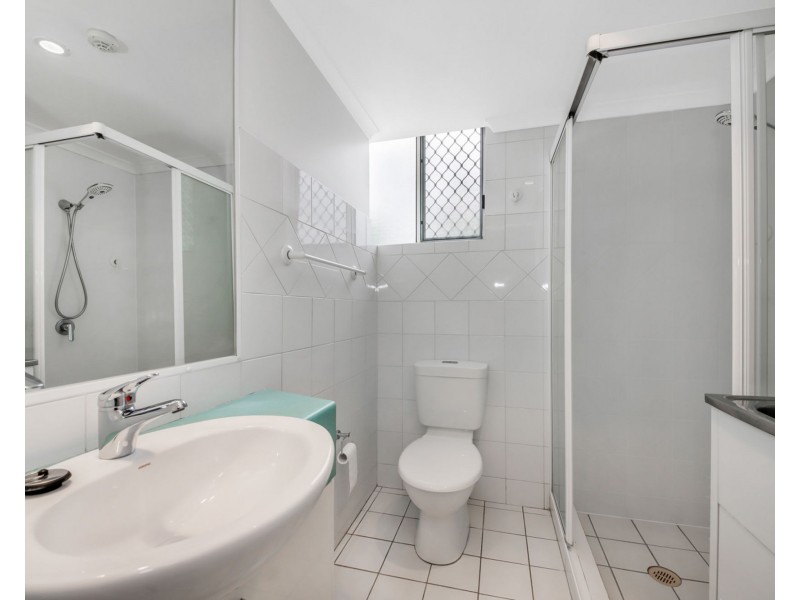 10/16 Patrick Lane, Toowong QLD 4066