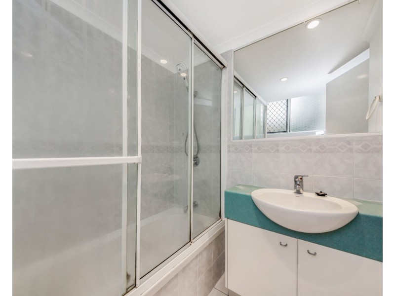 10/16 Patrick Lane, Toowong QLD 4066