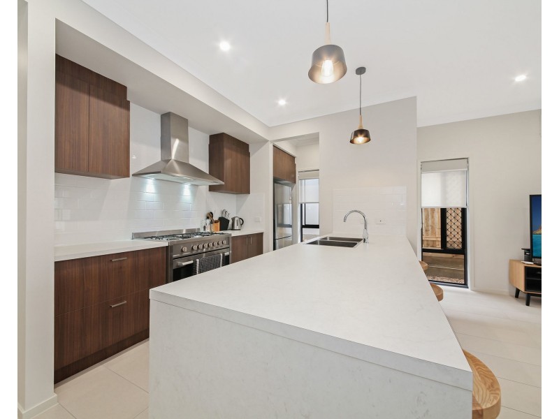 4 Wimbledon Close, Doolandella QLD 4077