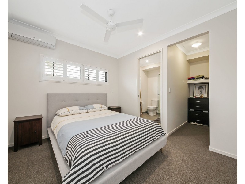 4 Wimbledon Close, Doolandella QLD 4077