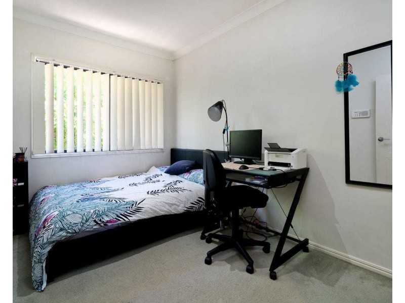 4/10 Montrose Road, Taringa QLD 4068