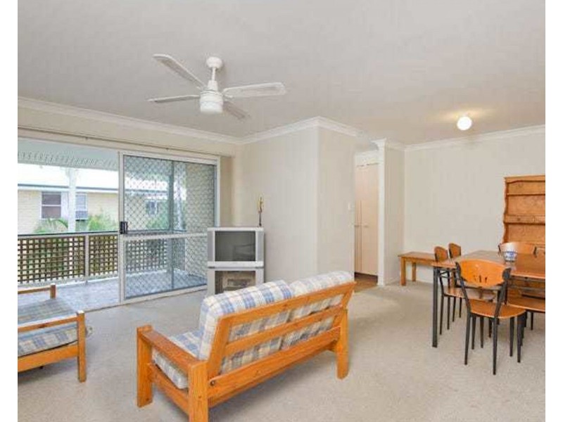 31 22 Warren Street, St Lucia QLD 4067